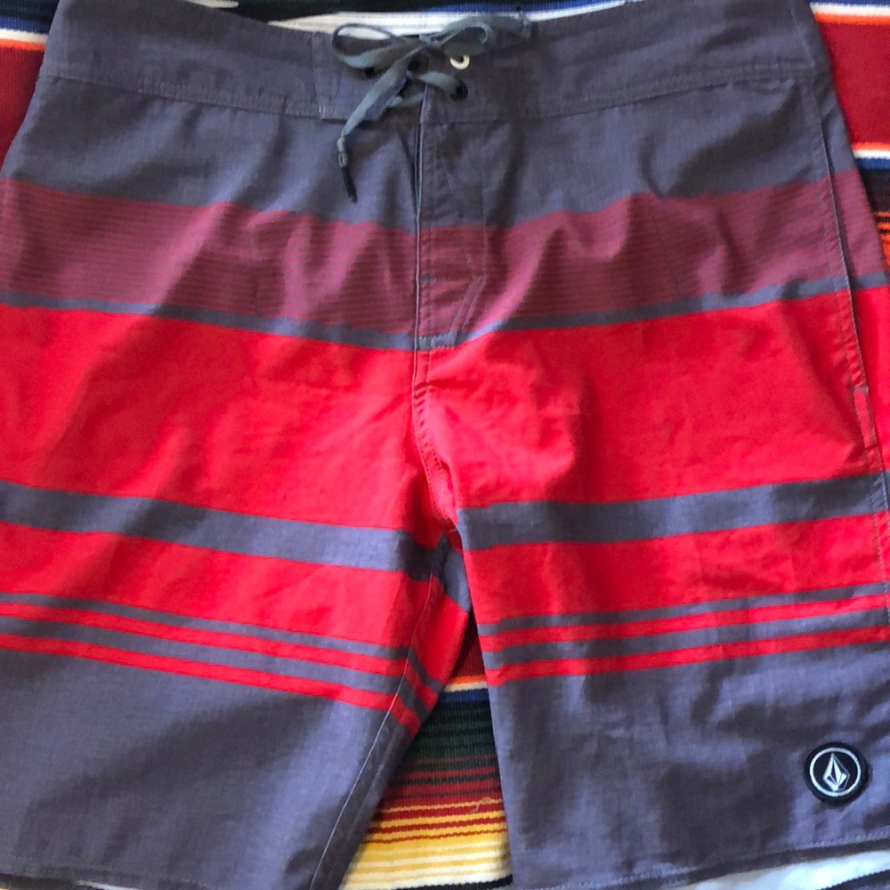 Volcom board shorts